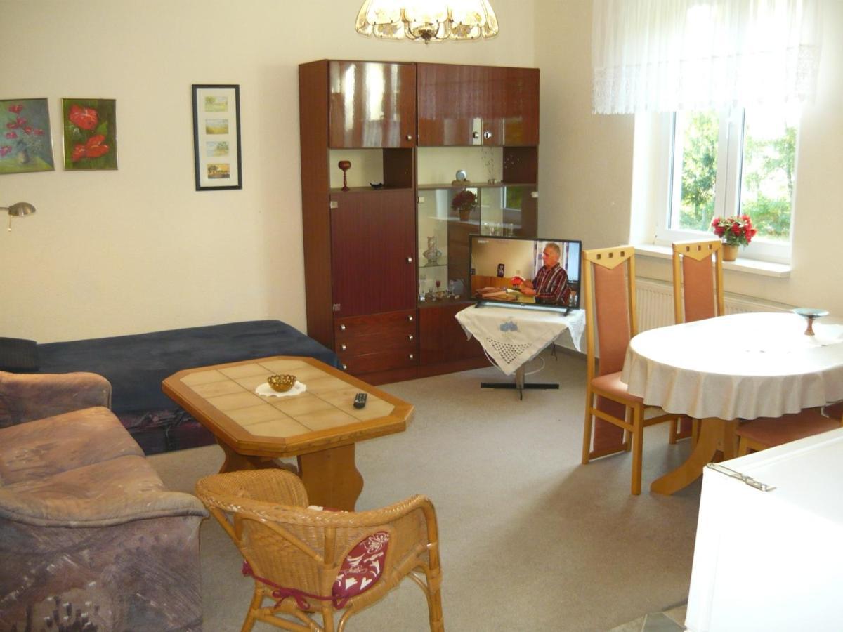 Schoene Wohnung Nossentiner Huette 외부 사진